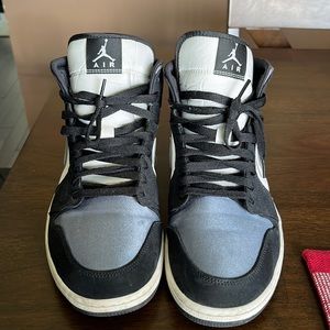 Jordan 1 Mid Men’s